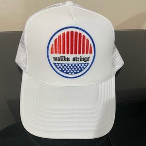 Malibu strings bikini hat